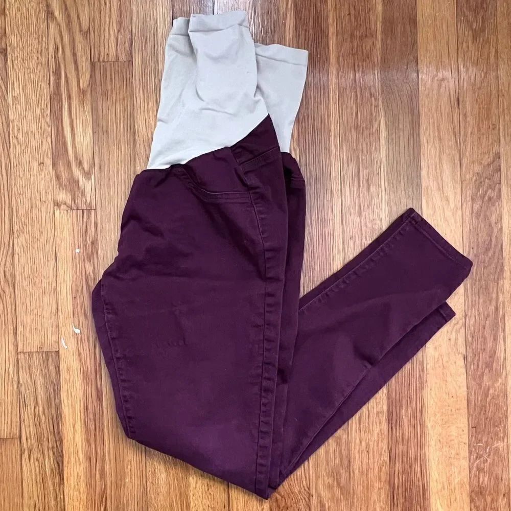 Maroon maternity jeans 
